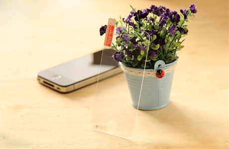 鋼化玻璃貼膜與普通貼膜有什么區(qū)別？